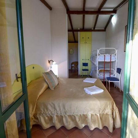 Hotel Club Torre Capovento 斯佩隆加 外观 照片