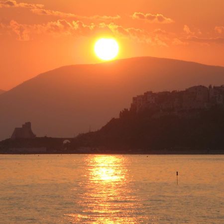 Hotel Club Torre Capovento 斯佩隆加 外观 照片