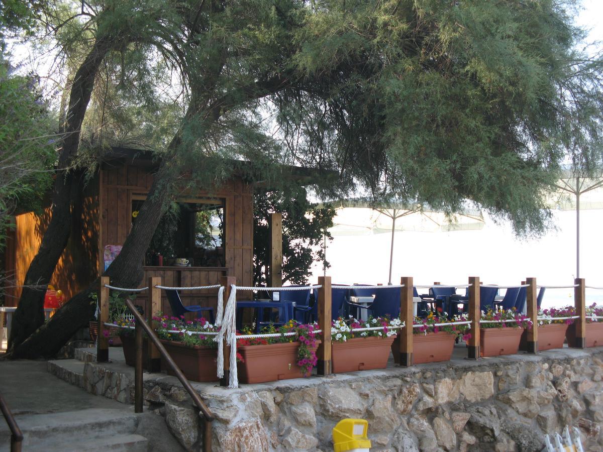 Hotel Club Torre Capovento 斯佩隆加 外观 照片