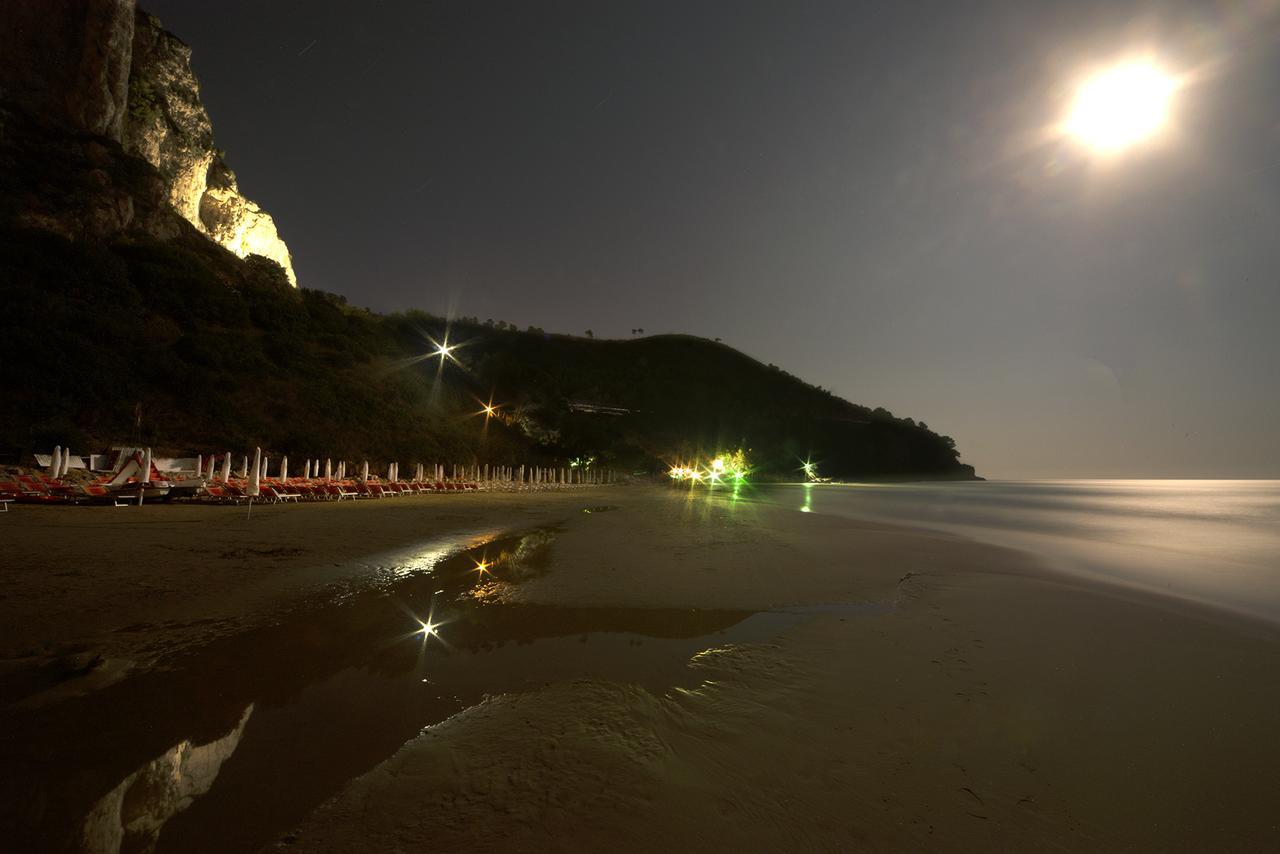 Hotel Club Torre Capovento 斯佩隆加 外观 照片