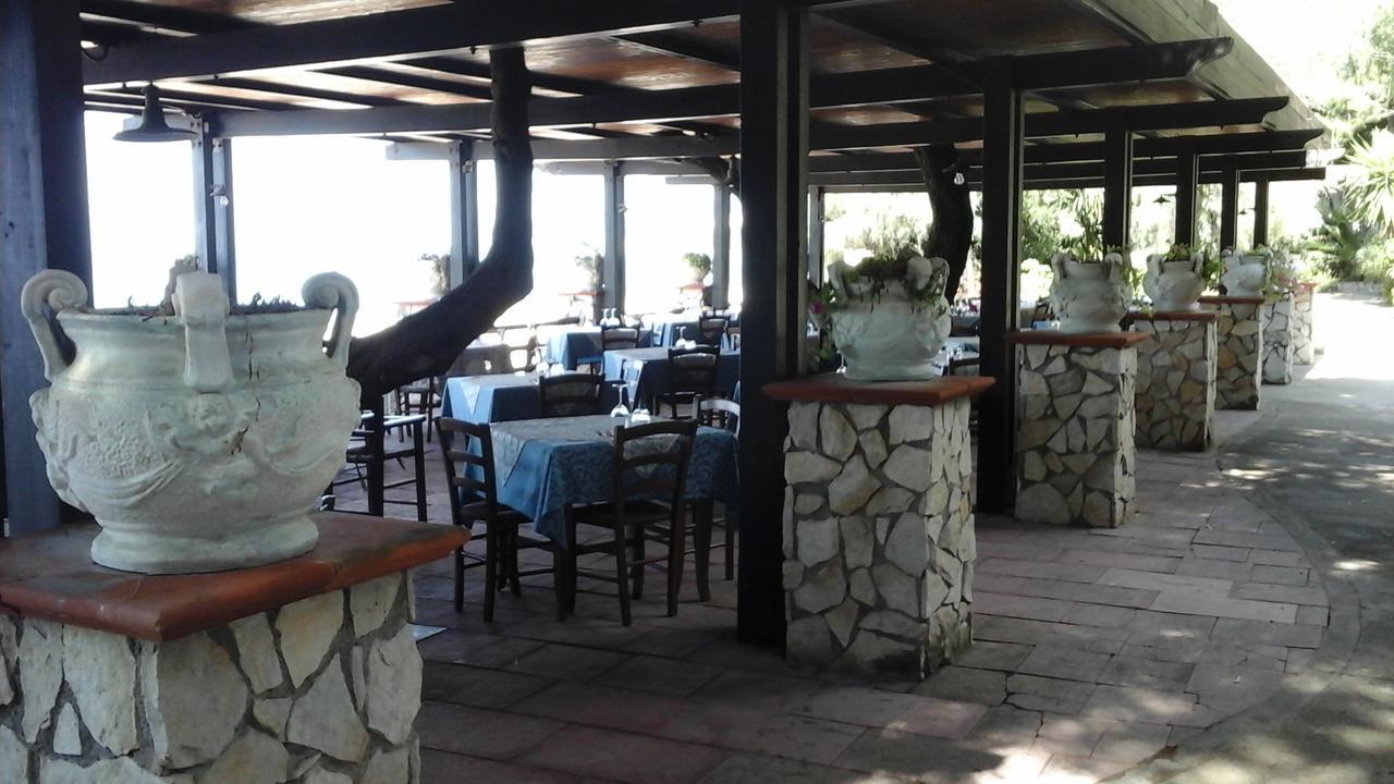 Hotel Club Torre Capovento 斯佩隆加 外观 照片